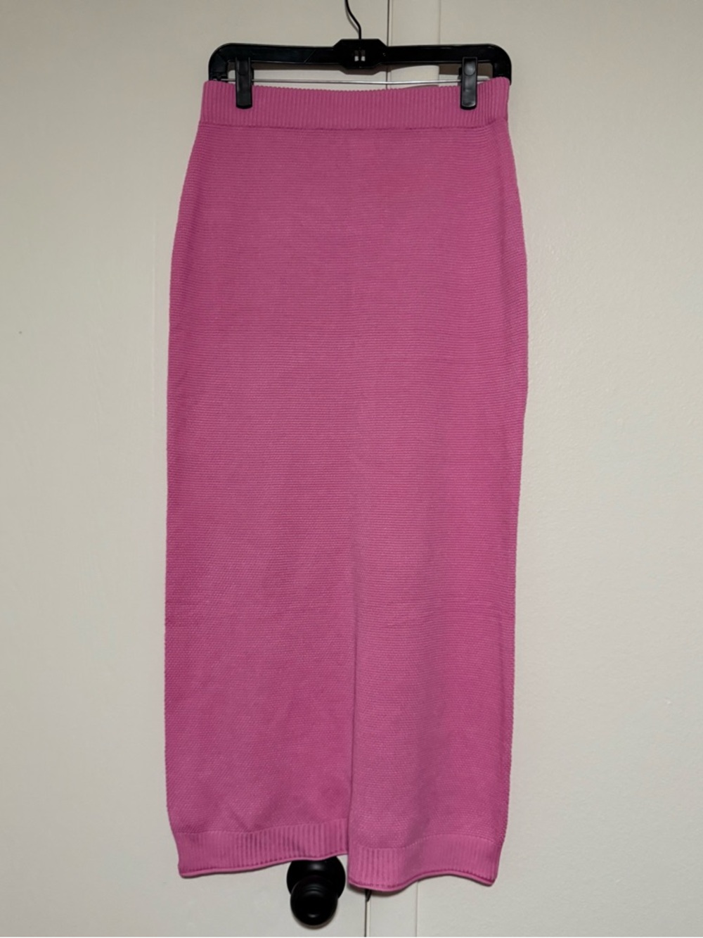 Bold Pink Knit pencil Skirt size M